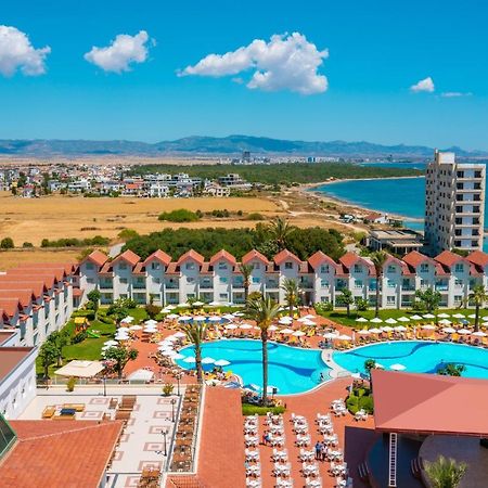 Salamis Bay Conti Resort Hotel & Casino Famagusta  Bagian luar foto A view of the hotel