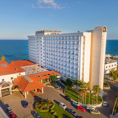 Salamis Bay Conti Resort Hotel & Casino Famagusta  Bagian luar foto Aerial view of the hotel
